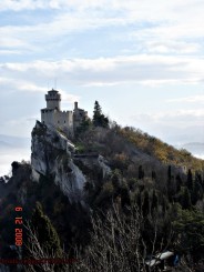 poza facuta de pe unul din turnuri(castelul avand 3 turnuri)