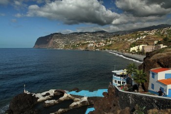 Insula Madeira - flori si drumetii
