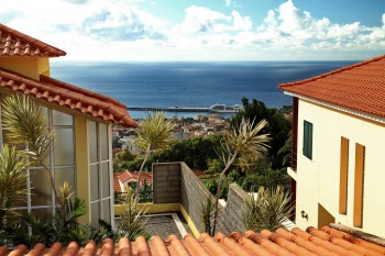 Funchal ziua tot dinspre Monte