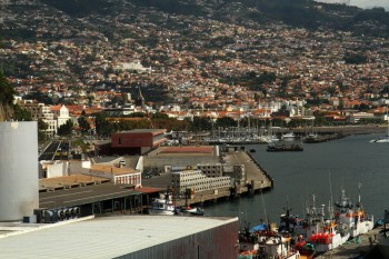 dinspre Port Funchal spre centrul orasului