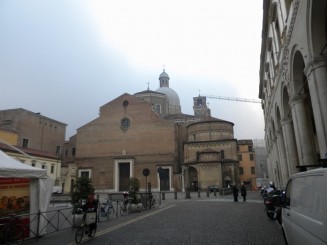 Duomo di Padua cu Battistero