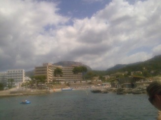Hotelul Palma ,aflat in imediata apropiere a plajei.