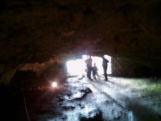 Iesirea din pestera .