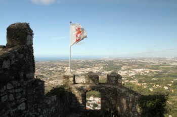 panorama de pe zidurile castelului Maur 