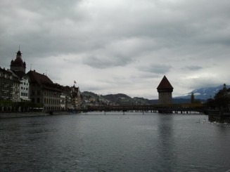 Lucerna - lacul lebedelor