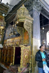 scaunul imparatesc (aici sta mitropolitul cand participa la anumite slujbe)