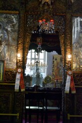 vedere interioara a altarului