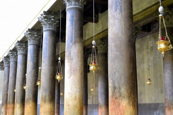 vedere partea dreapta a celor 44 coloane