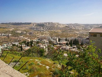 panaorama in drum spre biserica Nasterii Domnului