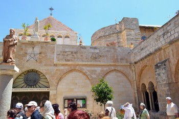 Curtea bisericii sf. Ecaterina