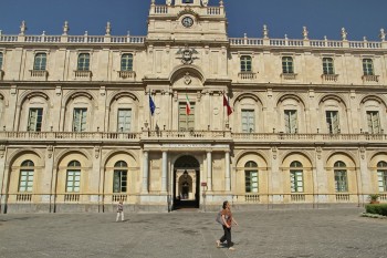 Piata Universitatii