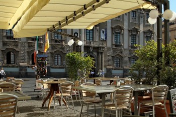 Piata Domului, Catania