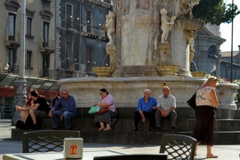 Fantana din Piata Domului, Catania