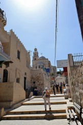 drumul spre mormantul lui Lazar de la esirea din biserica franciscana