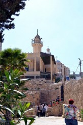 drumul spre mormantul lui Lazar de la esirea din biserica franciscana