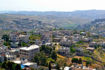 panorama in drum spre Bathanya