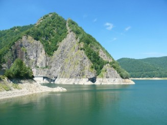 Aventuri de weekend - Lacul Vidraru