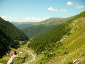 Cabana Capra-1500 m altitudine, vedere de pe Transfagarasan