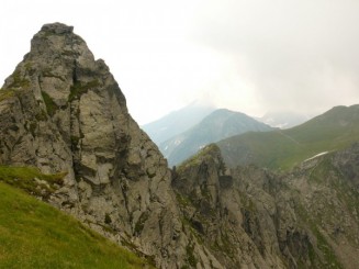 Muntii Fagarasi -  Traseu de la Bilea Lac pina la vf. Laitel