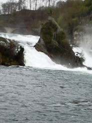 Cascada Rinului - un spectacol natural