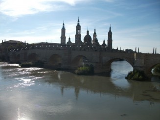 Zaragoza-Iglesia Nuestra Senora del Pilar si Puente de Piedra