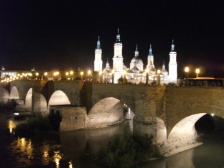 Zaragoza-Iglesia Nuestra Senora del Pilar si Puente de Piedra