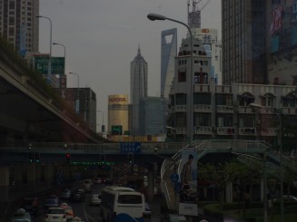 SHANGHAI-Odrasla stralucitoare a unei logodne amagitoare intre Est si Vest