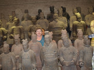 Printre soldatii de teracota