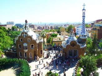 Grădina fantezistă a Barcelonei - Parcul Güell