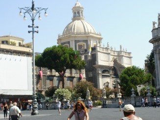 vedere a bazilicii Sf. Agata