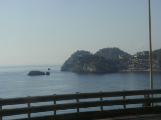 in drum spre Taormina