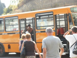 minibusurile galbene