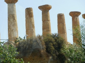 ruine in Valea Templelor