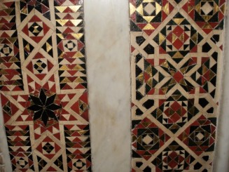 mozaic arabesc, Moreale