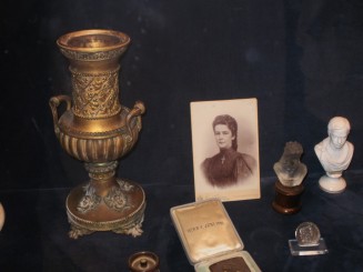 Sissi si alte obiecte personale