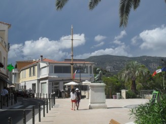 Cap Ferrat-le sentier litoral