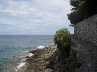 Cap Ferrat-le sentier litoral