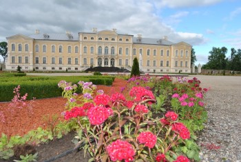 Plalatul Rundale - gradinile