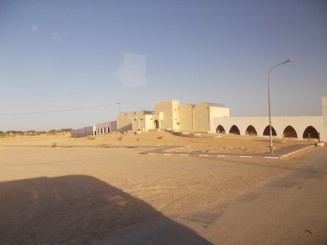 si iata zidul de unde incep dunele de nisip