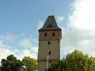 Castelul Frankenstein in apropiere de Darmstadt, Germania