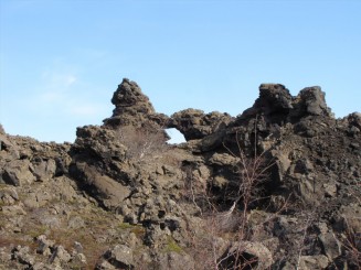 Islanda Dimmuborgir (Castele intunecate)