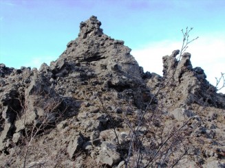 Islanda Dimmuborgir (Castele intunecate)