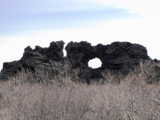 Islanda Dimmuborgir (Castele intunecate)