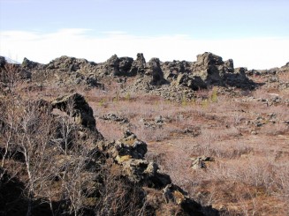Islanda Dimmuborgir (Castele intunecate)