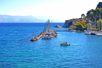 canal jumatate natural si jumatate creat de venetieni pentru a apara fortareata