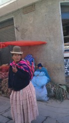 Oameni, culori, strazi