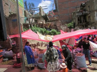 Oameni, culori, strazi