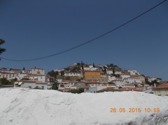 observati constructiile in trepte