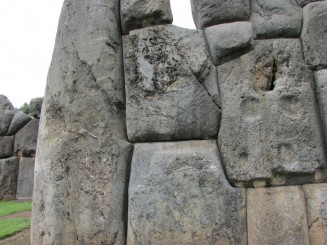 Saqsayhuaman