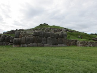 Saqsayhuaman